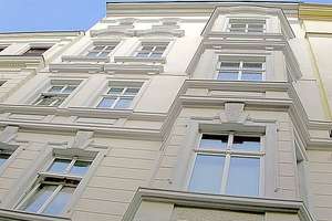 Stilvolle 3-Zimmer-Altbauwohnung 3.OG mit Balkon in Magdeburg-Stadtfeld – 39108 Stadtfeld Ost, Magdeburg – Vorschaubild 3