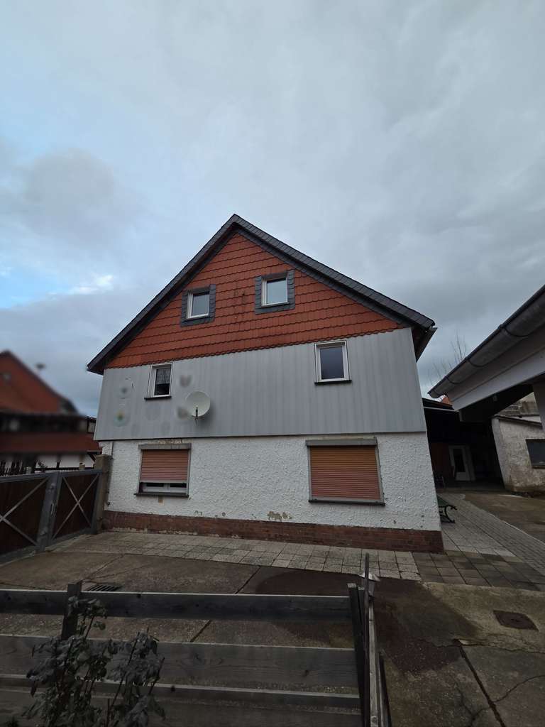 Immobilie in Ilsenburg - Wohnen & Vermieten: Ferienwohnung sofort nutzbar – OG/DG mit viel Potenzial zur Sanierung in Drübeck - Bild 4