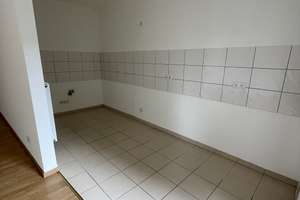 Attraktive 4 Raum Wohnung, KDB, 92 qm, Balkon, Aufzug, 2. OG, Gerberstr  – Gerberstr 26, 42105 Elberfeld, Wuppertal – Vorschaubild 3