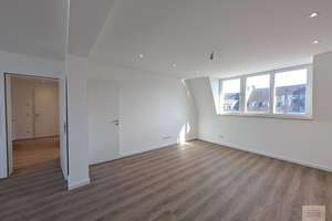 Altbau am Rheinturm: 4-Zimmer Maisonette-Wohnung – Lorettostrasse 45, 40219 Unterbilk, Düsseldorf – Vorschaubild 12