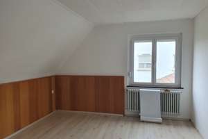 Sanierte 4-Zimmer-Hochparterre-Wohnung mit Balkon in Gottmadingen – 78244 Gottmadingen – Vorschaubild 4