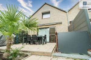 Energieeffizienzklasse B: Einfamilienhaus in St. Augustin mit Garten, Garage und zwei Stellplätzen – Die vollständige Adresse der Immobilie erhältst du vom Anbieter., 53757 Sankt Augustin – Vorschaubild 1
