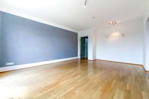 3,5-Raum-Wohnung mit Terrasse & Garage
in Wattenscheid – Die vollständige Adresse der Immobilie erhältst du vom Anbieter., 44866 Wattenscheid-Mitte, Bochum – Vorschaubild 2