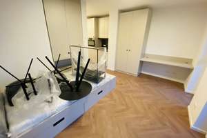 Möblierte moderne Wohnung mit Balkon und EBK!