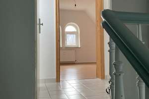 Schöne DG-Wohnung im Hansaviertel in Wuppertal – Hansastraße 20, 42109 Uellendahl-Katernberg, Wuppertal – Vorschaubild 2