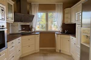 Exklusive Doppelhaushälfte mit Einliegerwohnung: Kamin++Wintergarten++Einbauküche–249m² Wohnkomfort – Die vollständige Adresse der Immobilie erhältst du vom Anbieter., 1328 Gönnsdorf/Pappritz, Dresden – Vorschaubild 7