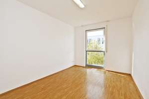AIGNER - Idyllische 4-Zimmer-Wohnung in der Messestadt Riem! – Die vollständige Adresse der Immobilie erhältst du vom Anbieter., 81829 Messestadt Riem, München – Vorschaubild 3
