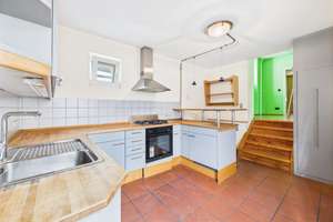 Bad Homburg v.d.H.: *Mehrgenerationenhaus mit Anbau und separagter Werkstatt im Hof* – Die vollständige Adresse der Immobilie erhältst du vom Anbieter., 61350 Bad Homburg vor der Höhe – Vorschaubild 4