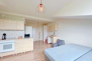 Möbliertes, Dach-Apartment mit Badewanne! – Leipziger Str. 2 A, 1097 Leipziger Vorstadt, Dresden – Vorschaubild 6
