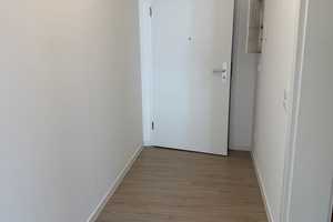 Helle 2-Zimmer-Wohnung in Hamburg Lokstedt – Siemersplatz 1a, 22529 Hamburg – Vorschaubild 2