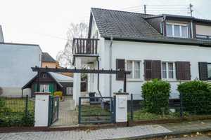 Achtung, Lage Lage Lage! Kleines Haus mit viel Anbaumöglickeiten und großem Garten! – Rhein-Pfalz-Kreis – Vorschaubild 4