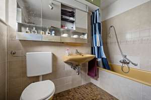Familienfreundliches Haus mit Garten, Balkon und Terrasse in Reutlingen
 – Die vollständige Adresse der Immobilie erhältst du vom Anbieter., 72760 Reutlingen-Mitte, Reutlingen – Vorschaubild 17
