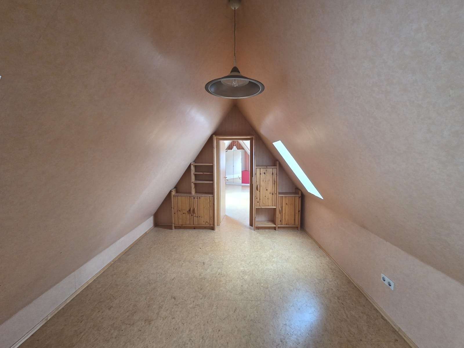 Immobilie in Maroldsweisach - *PREISREDUZIERUNG* Modernisiertes MFH inkl. Gewerbe mit Nebengebäude u. Garagen in zentraler Lage v - Bild 11