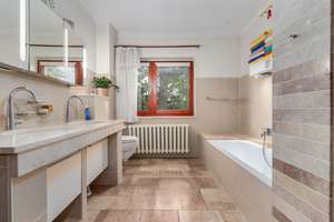 Viel Raum für Familie, Homeoffice und Leben  gepflegtes Einfamilienhaus mit Charakter – Die vollständige Adresse der Immobilie erhältst du vom Anbieter., 12621 Kaulsdorf, Berlin – Vorschaubild 12