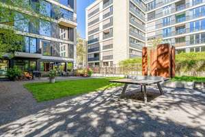 Architektur-Highlight am Mauerstreifen: Balkone, Sichtbeton, Privatsphäre & Weitblick – Die vollständige Adresse der Immobilie erhältst du vom Anbieter., 10435 Mitte (Ortsteil), Berlin – Vorschaubild 51
