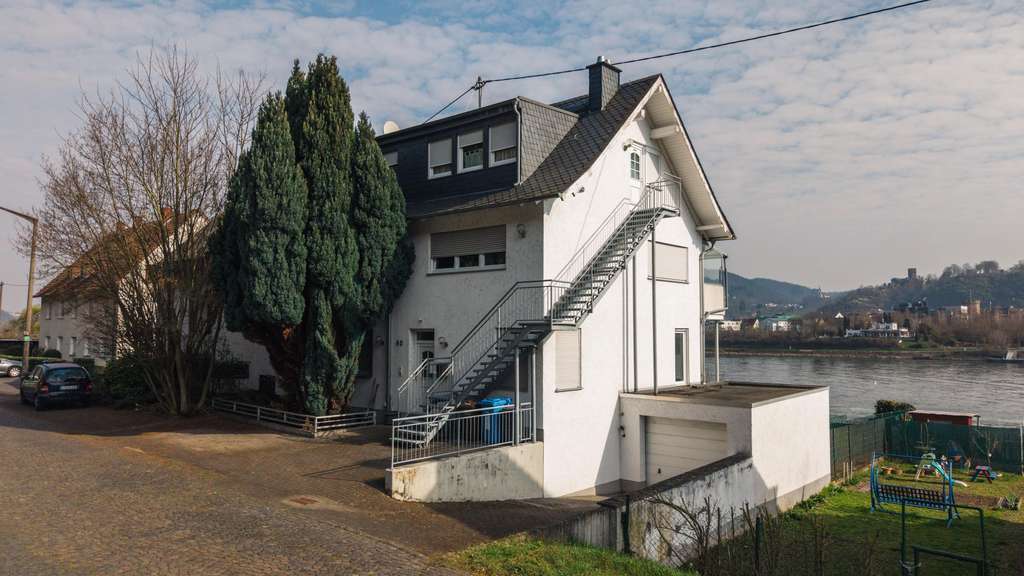 Immobilie in Koblenz - Großzügiges Zweifamilienhaus in direkter Rheinlage - Bild 4