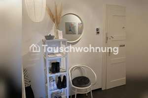 Tauschwohnung: Moderne 2,5 Zimmer Altbauwohnung im Westend