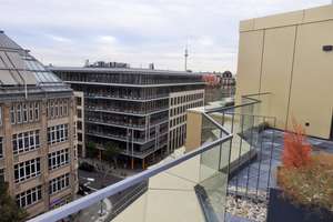 Stilvolle Balkon-Whg im LIVING 108! **Fitnessraum / Dachterrasse** – Chausseestraße 108, 10115 Mitte (Ortsteil), Berlin – Vorschaubild 14