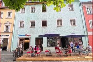 Wohn- und Geschäftshaus mit 11 Stellplatznachweisen in einer der besten Innenstadtlagen Regensburgs