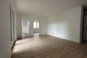 Helle 3-Zimmer-Wohnung mit Balkon, EBK und Fußbodenheizung – Heidelerchenallee 2, 14641 Wustermark – Vorschaubild 2