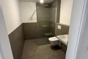 Viel Platz für Ihre Pläne: 4-Zimmer-Wohnung in Leverkusen-Wiesdorf – Hauptstraße 98, 51373 Wiesdorf, Leverkusen – Vorschaubild 8