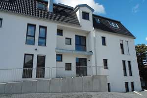 helle 2 Zimmerwohnung mit Balkon
