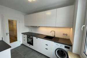 Zuhause mit 2 Zimmern und Südloggia in Schwabing direkt an der Leopoldstraße – Leopoldstr 191, 80804 Münchner Freiheit, München – Vorschaubild 9