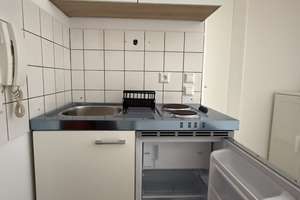 Renovierte, möblierte 1-Zimmer-Wohnung in Karlsruhe-Innenstadt – Die vollständige Adresse der Immobilie erhältst du vom Anbieter., 76133 Innenstadt-Ost, Karlsruhe – Vorschaubild 6
