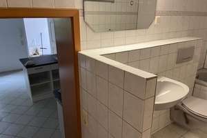 Helle und ruhige 1-Zimmer-Wohnung mit Einbauküche im Zentrum Bonns – Pipinstraße 4, 53111 Nordstadt, Bonn – Vorschaubild 8
