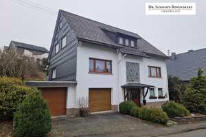 Großzügiges und gepflegtes Einfamilienhaus mit Garten und 2 Garagen in schöner Lage von Weitefeld! – Altenkirchen (Westerwald) (Kreis) – Vorschaubild 1
