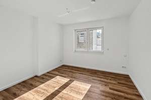 Maisonette-Wohnung im Neubau mit Terrasse und hochwertiger Ausstattung! – Die vollständige Adresse der Immobilie erhältst du vom Anbieter., 50859 Lövenich, Köln – Vorschaubild 11