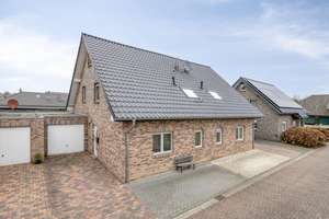 Neuwertig modernisierte DHH mit Garten, Garage, Top Ausstattung und Lage – Die vollständige Adresse der Immobilie erhältst du vom Anbieter., 47652 Weeze – Vorschaubild 2