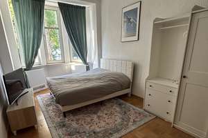 Schöne Altbauwohnung im Kreuzviertel mit Balkon