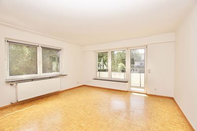 2-Zimmer Wohnung mit Balkon in direkter Parknähe