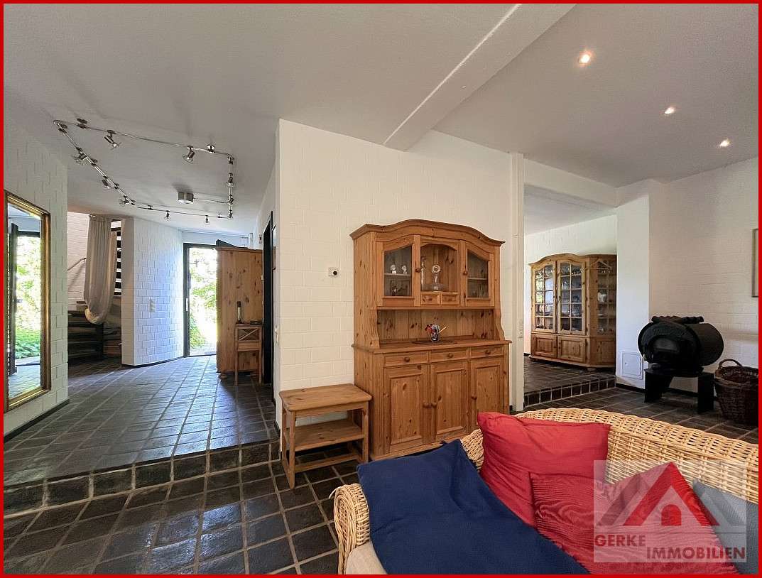 Immobilie in Vöhl - Stilvolles Wohnen auf dem Land – modern, ruhig, außergewöhnlich - Bild 8