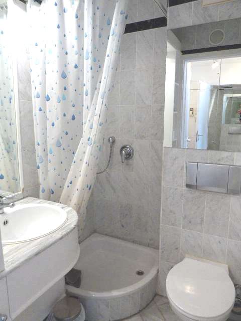 Schickes 1-Zimmer Apartment im Nordend... image 2