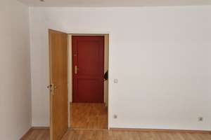 Helle 2-Zimmer Wohnung mit Südterrasse und Stellplatz – Die vollständige Adresse der Immobilie erhältst du vom Anbieter., 93053 Kasernenviertel, Regensburg – Vorschaubild 3