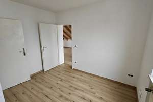 2-Zimmerwohnung in Altdorf mit lichtdurchflutetem Wohnbereich – Diamantenweg 4, 84032 Altdorf – Vorschaubild 3