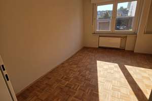 Zuhause in einer komplett renovierten Wohnung mit vier Zimmern in Duisburg – Borkhofer Straße 23, 47137 Mittelmeiderich, Duisburg – Vorschaubild 5
