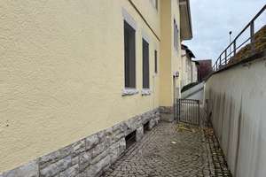 Attraktive Stadtvilla mit Potenzial ! – Ziegelrain 5, 98574 Schmalkalden – Vorschaubild 17