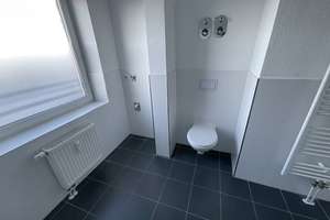 Moderner Grundriss mit geräumiger Wohnküche, Balkon und modernen Duschbad – Vorwerker Straße 133, 23554 Sankt Lorenz Nord, Lübeck – Vorschaubild 11
