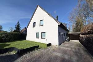 Wohnglück über zwei Ebenen mit sonniger Loggia!