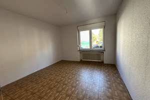Geräumiges 10-Zimmer Reiheneckhaus in Duisburg-Aldenrade mit Garage – Die vollständige Adresse der Immobilie erhältst du vom Anbieter., 47179 Aldenrade, Duisburg – Vorschaubild 9