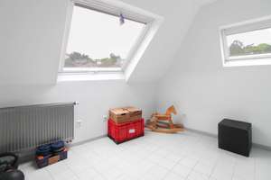 Altbau trifft Wohnkomfort: Maisonette mit Aufzug, TG-Stellplatz in zentraler Lage von Stuttgart – Die vollständige Adresse der Immobilie erhältst du vom Anbieter., 70174 Relenberg, Stuttgart – Vorschaubild 11