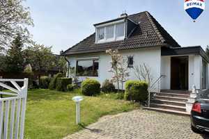 Exklusive Villa mit großem Garten und hochmoderner Ausstattung in Hamburg-Rahlstedt! – Hamburg – Vorschaubild 1