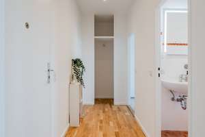 Saniert mit Süd-Balkon & EBK – provisionsfrei – Bruchwitzstraße 14b, 12247 Lankwitz, Berlin – Vorschaubild 3