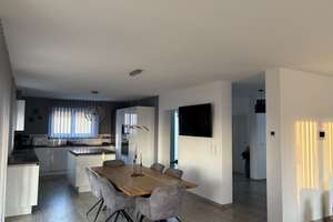 Einfamilienhaus mit 4 Zimmern und 192 m² Wohnfläche in Giengen an der Brenz – Hornbergweg 8, 89537 Giengen an der Brenz – Vorschaubild 4