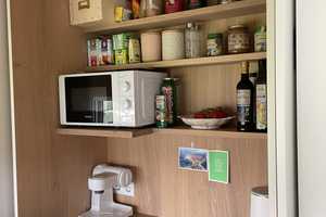 Neuwertiges 3-Zimmer-Tiny-House mit Lehmputz, Schwedenofen, geh. Innenausstattung und EBK – Günzburg (Kreis) – Vorschaubild 8