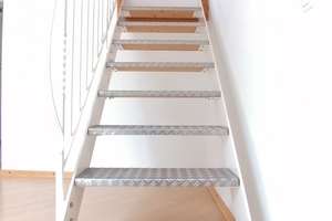 3-4 Zi.-Wohn. Stadtmitte "Ausgebauter Dachspitze" m² ca. 75qm, nach DIN ca. 60qm -provisionsfrei- – Die vollständige Adresse der Immobilie erhältst du vom Anbieter., 65183 Westend / Bleichstraße, Wiesbaden – Vorschaubild 11