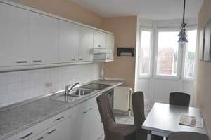Helle 3-Zimmer-Dachgeschosswohnung (ca. 80 m²) mit Balkon, 2 Bädern & Stellplatz in Bremen Nord – Georg-Gleistein-Straße 82, 28757 Fähr-Lobbendorf, Bremen – Vorschaubild 3